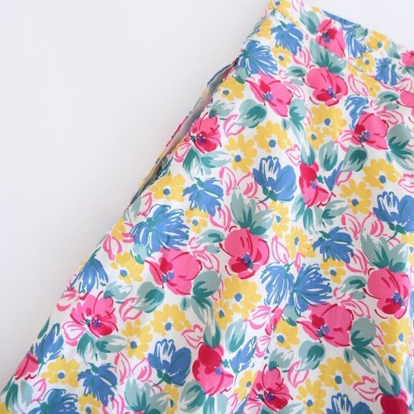 Vintage Multi Colour Floral A-Line Midi Skirt  with Pockets - Picture 13 of 13